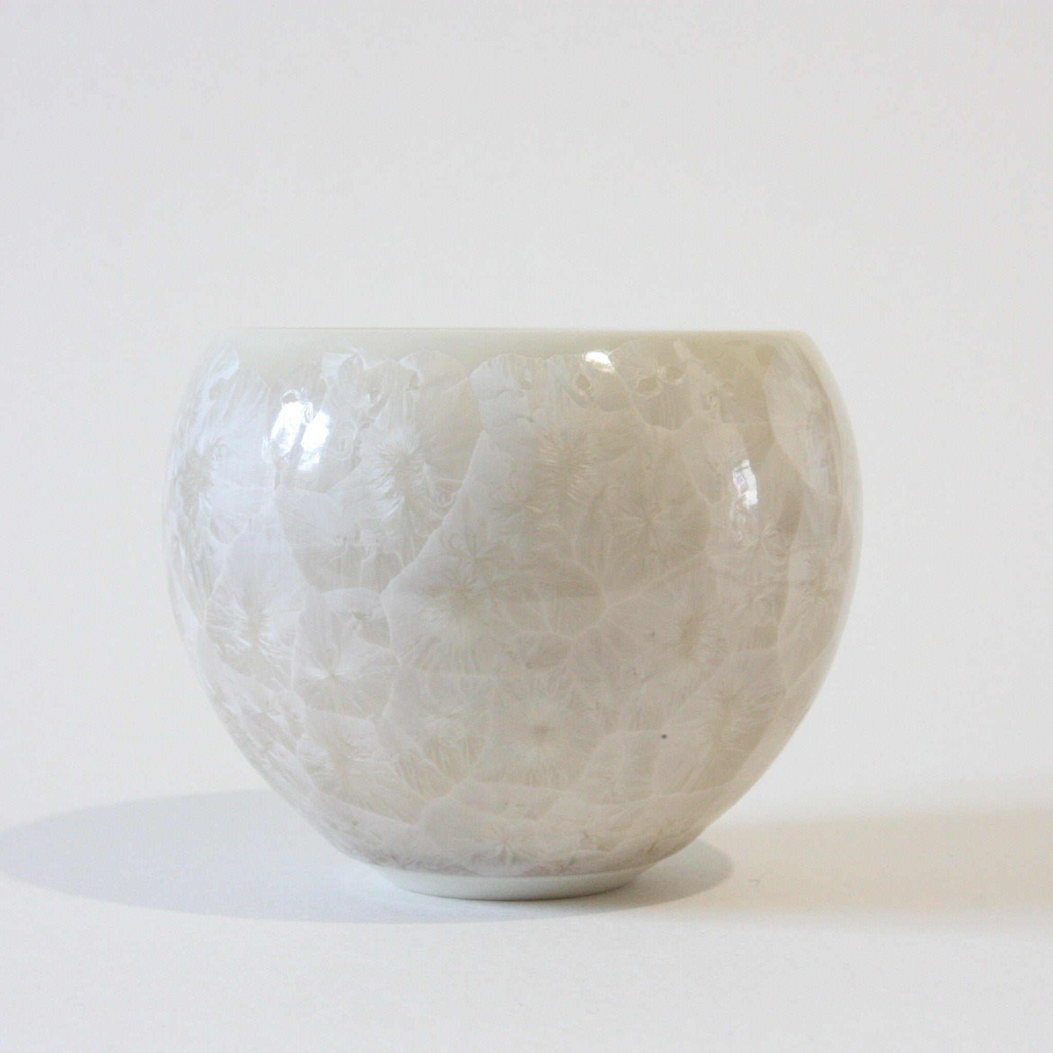 Beige Flower Crystal Yunomi Tea Cup - Tea Repertoire