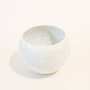 White Flower Crystal Yunomi Tea Cup - Tea Repertoire